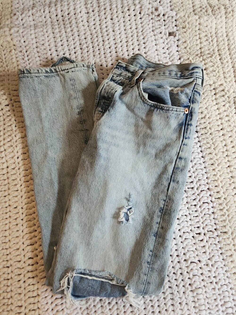 Levi Distressed 501's